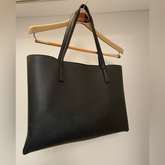 EUC Vince Camuto Luck Black Pebbled Vegan Leather Tote - Picture 2 of 3